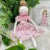 Boneca Infantil Luxo Vestido Rosa com Flores e Gola de Tule Petit Cherie