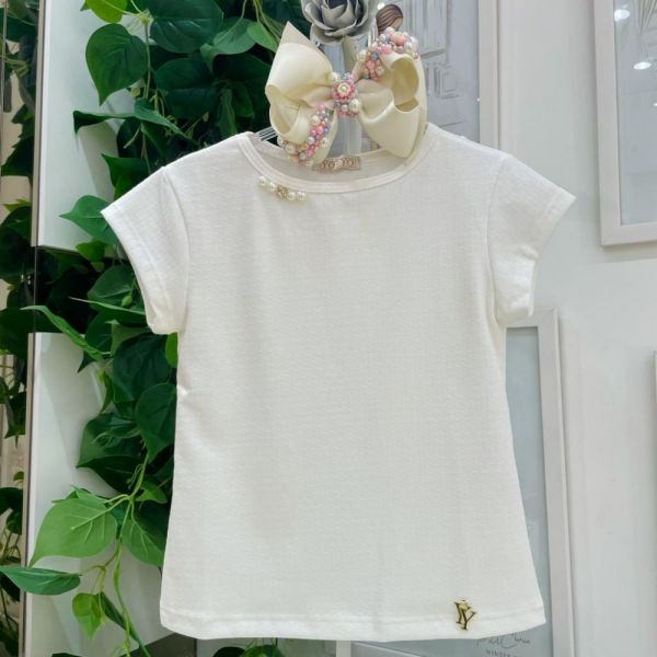 Camiseta Infantil Canelada com Pérolas Detalhe Off White Yoyo