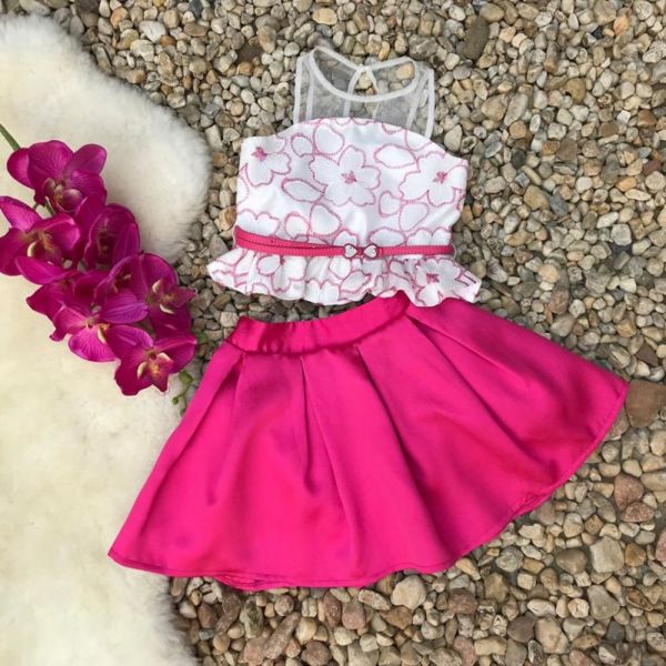 Conjunto Infantil Crooped Bordado Flores Elegantes Pink Petit Cherie