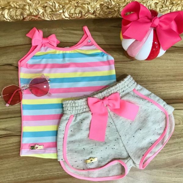 Conjunto Infantil Blusa Alça Candy Collor e Shorts Creme Laço Rosa Neon Yoyo