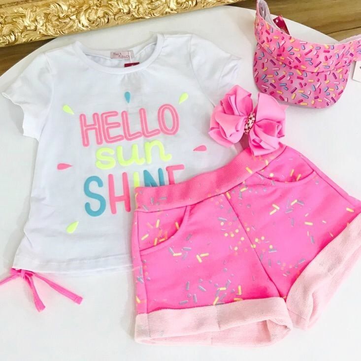Conjunto Infantil Blusa Branca Sunshine e Shorts Rosa Confetes Mon Sucré