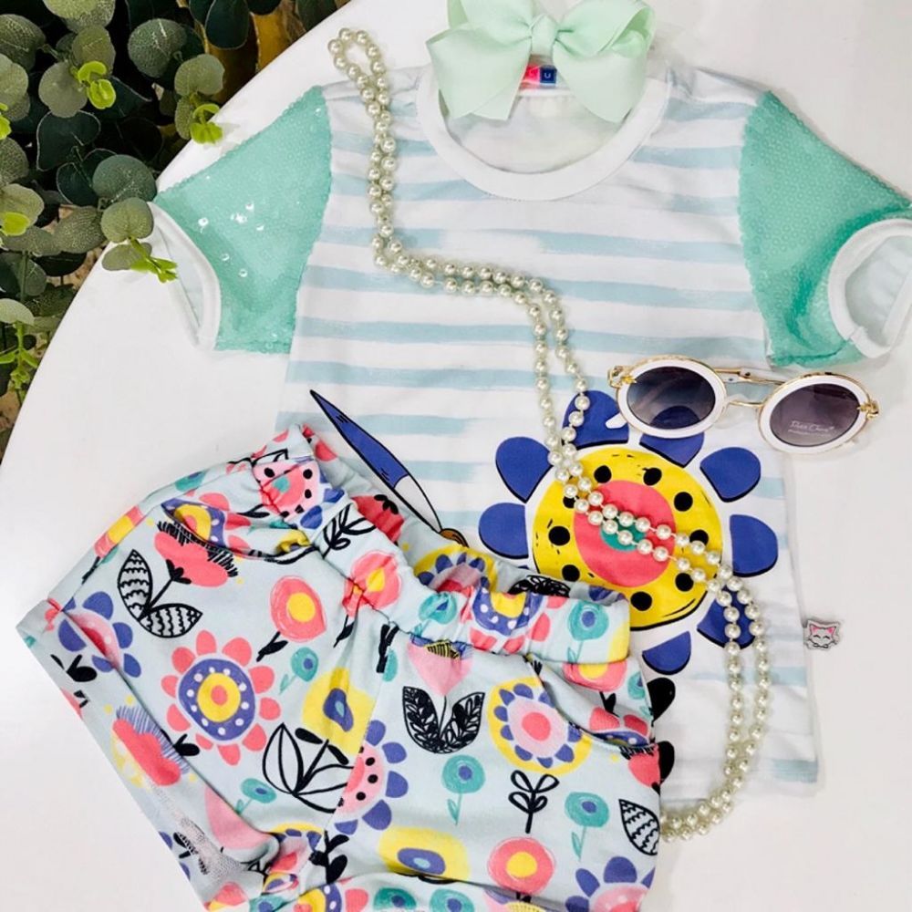 Conjunto Infantil Blusa Listrada e Shorts Floral Colorido MyLu