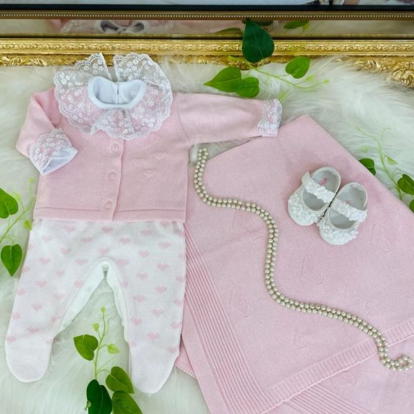 Kit Saída de Maternidade Trama Links Corações Tricot Macacão em Jacquard Rosa e Branco Euro Baby