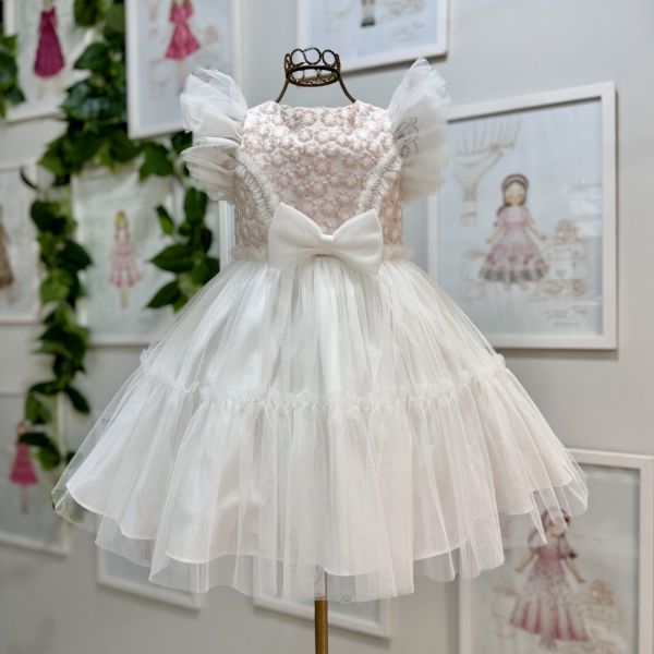 Vestido Infantil de Festa Petit Cherie Off-White Flores Rose Bordadas e Pérolas Sobrep. Tule Laço