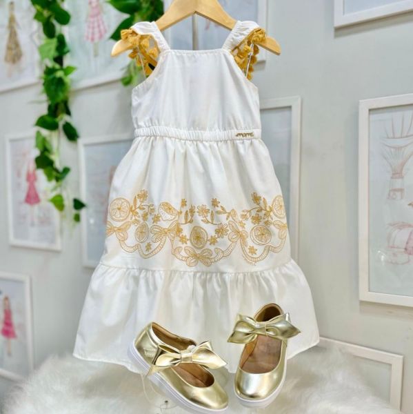 Vestido Infantil Momi Off-White com Bordado Dourado Frutas Laços e Alça 